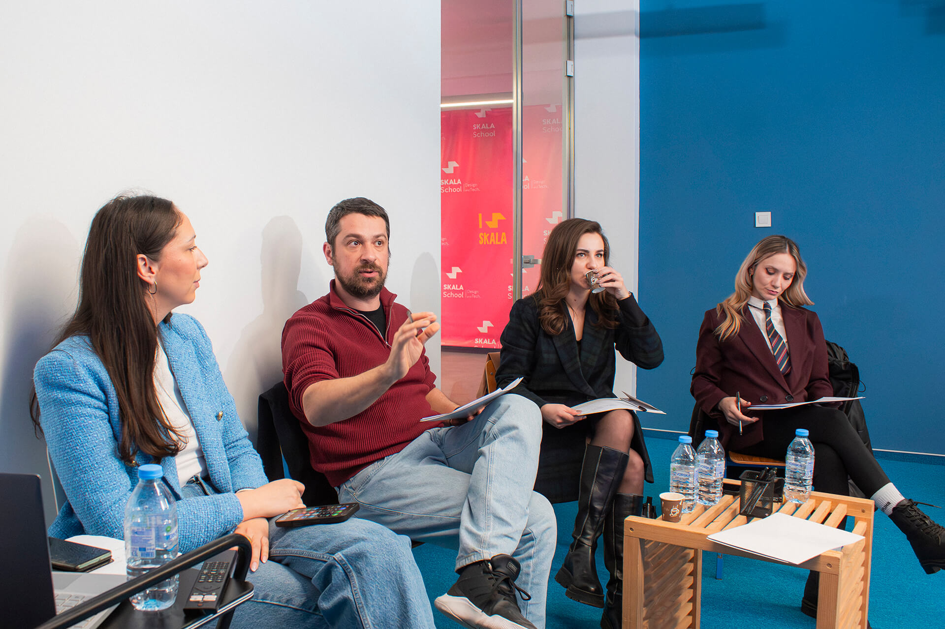 испитна сесија во скала на акдемија за дигитален маркетинг