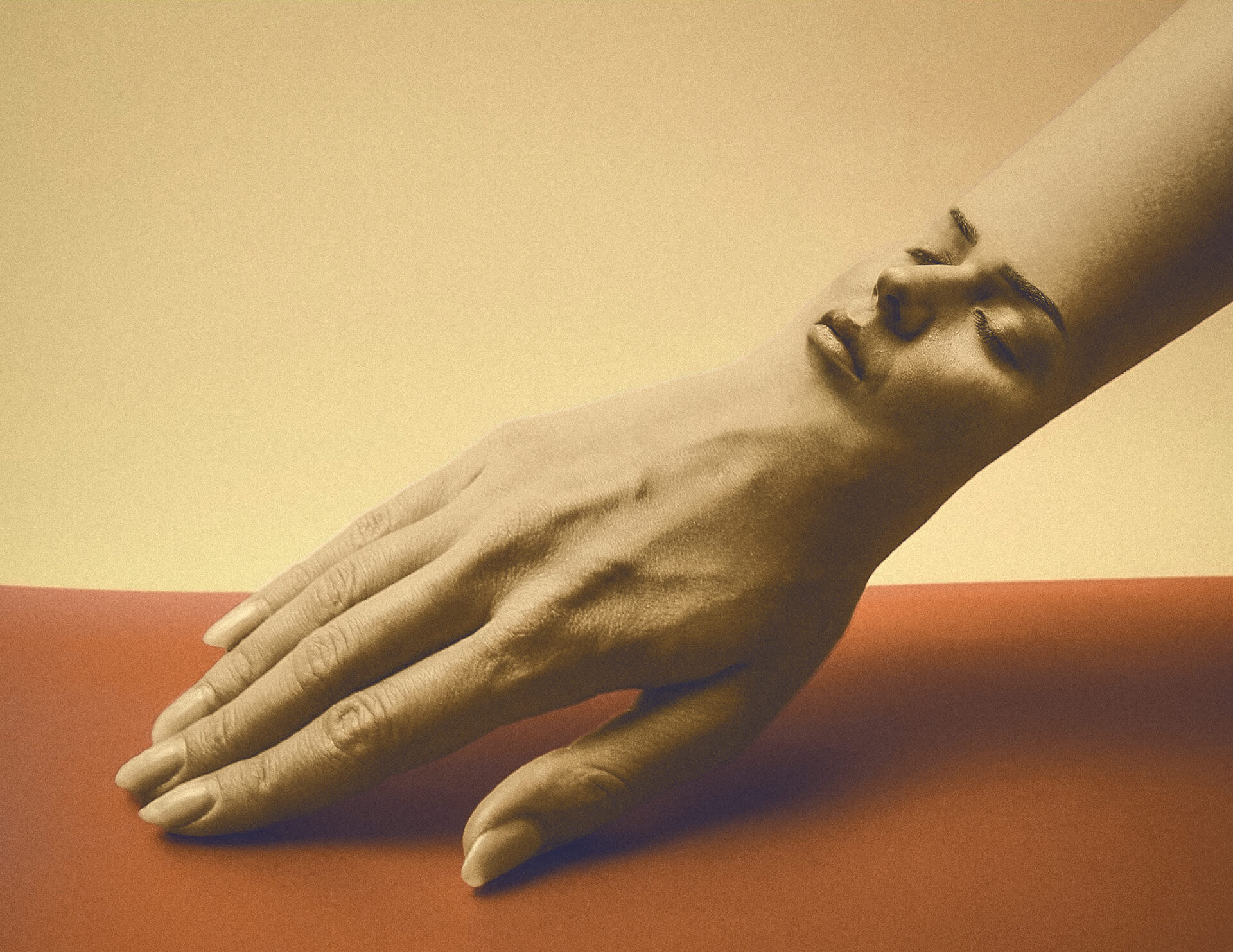 Ангела Ковачева студентски проект во Скала во рамки на академија за фотографија