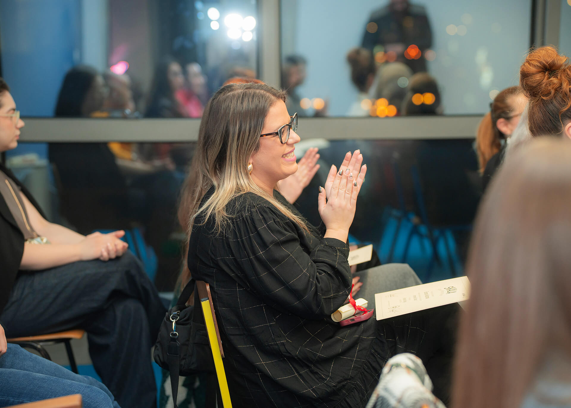 доделување дипломи на студенти во Скала 2024 2025