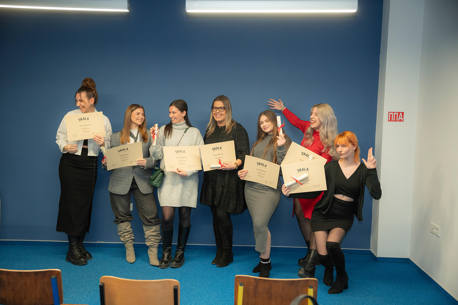 доделување дипломи на студенти во Скала 2024 2025