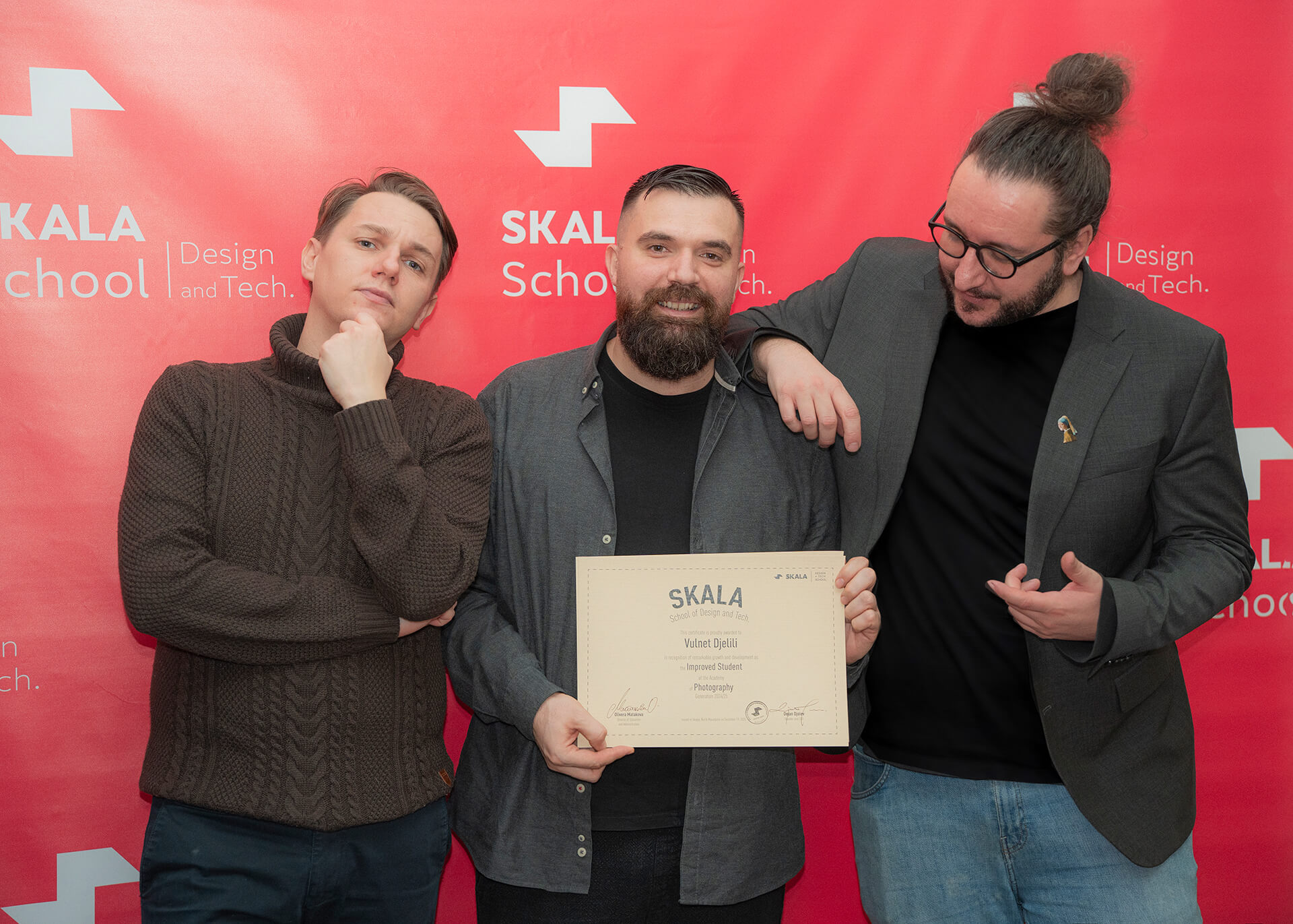 доделување дипломи на студенти во Скала 2024 2025