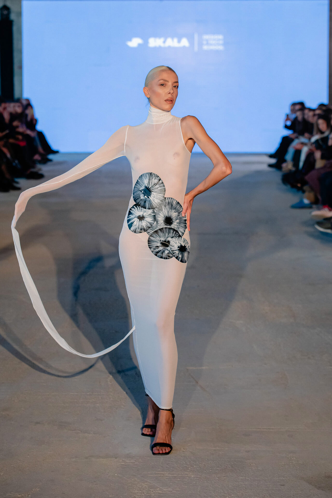 студенти од академијата за моден дизајн Скала на Fashion Weekend Skopje