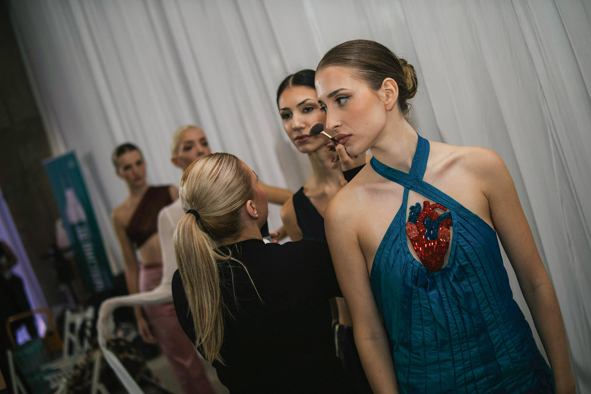 студенти од академијата за моден дизајн Скала на Fashion Weekend Skopje