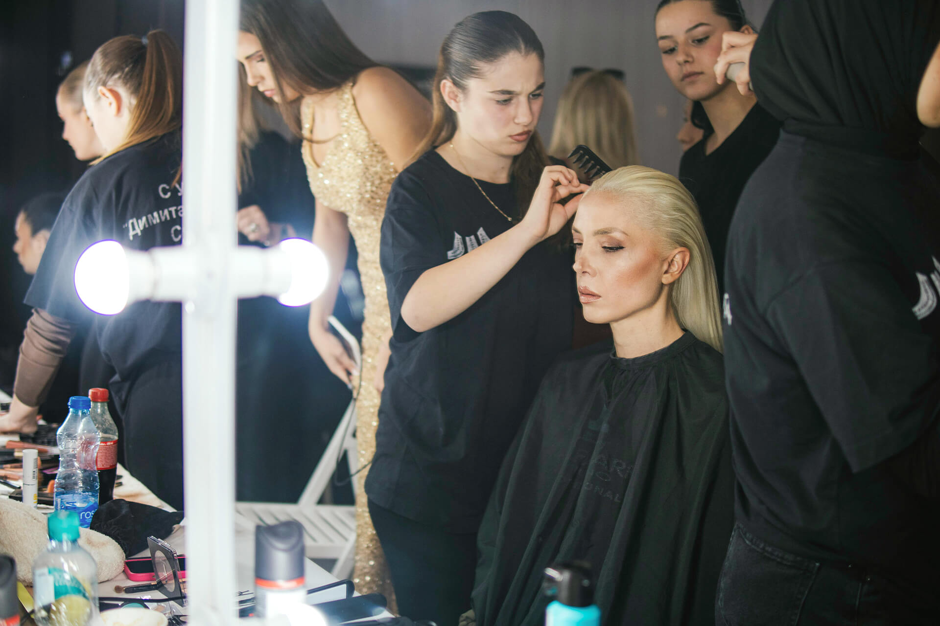 студенти од академијата за моден дизајн Скала на Fashion Weekend Skopje