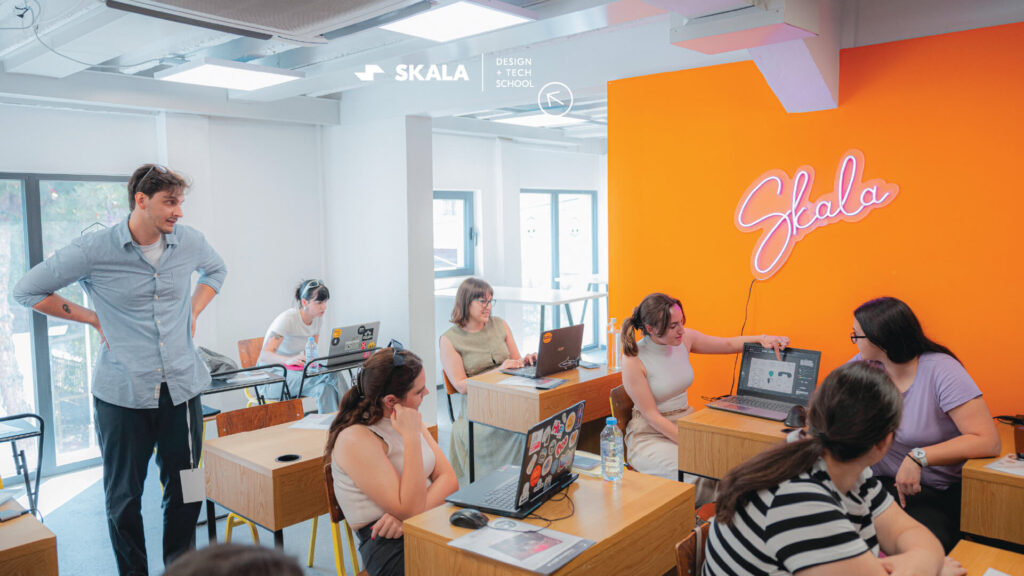 студенти на академија за графички дизајн и AI во Скала Скопје