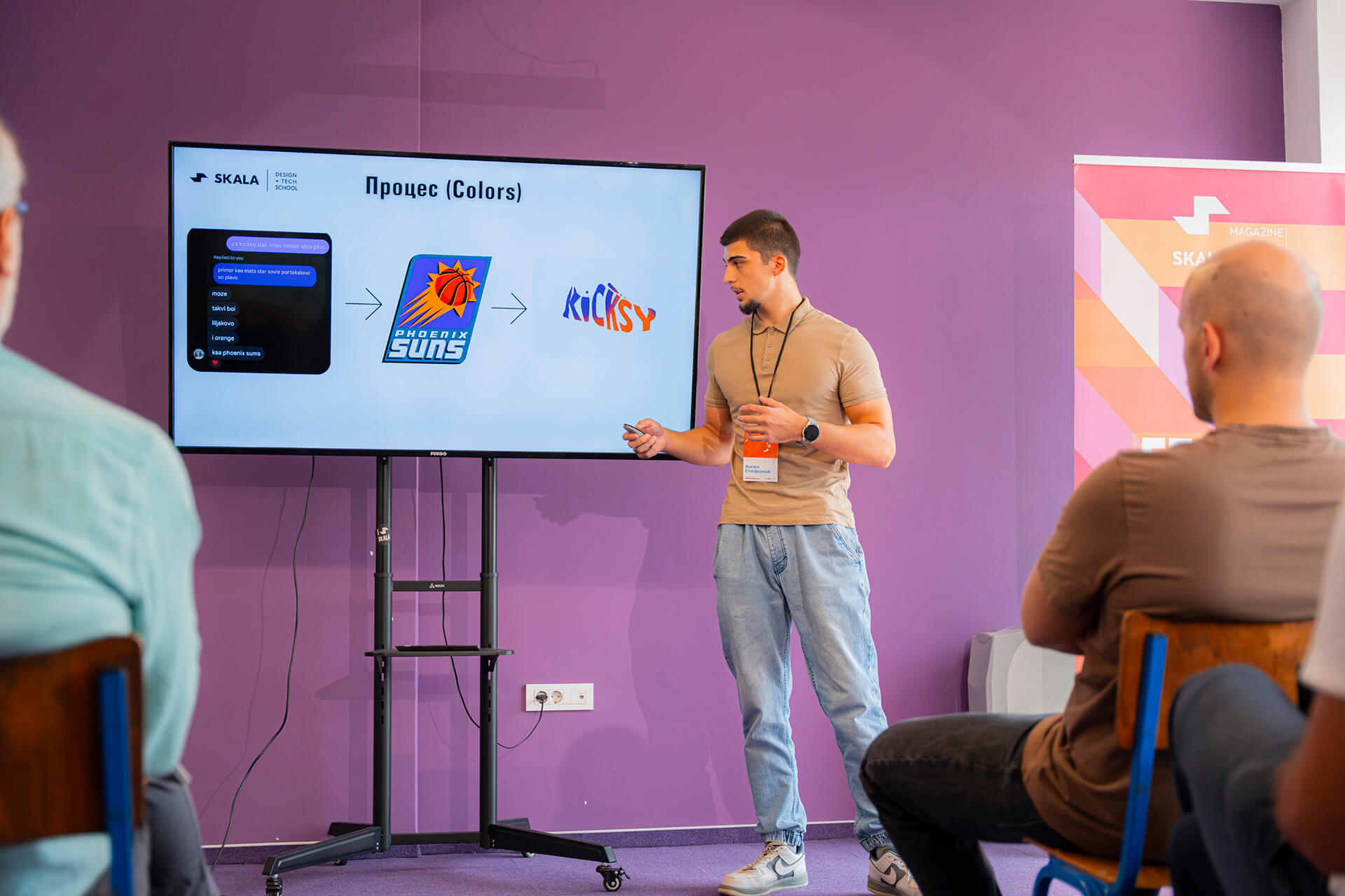 студенти на скала школата за дизајн го презентираат своето портфолио пред компании од креативните индустрии од академија за графички дизајн фотографија ентериер и внатрено уредување